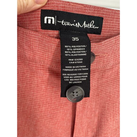 Travis Mathew Shorts Men’s 35 Red Bermuda Vacation Resortwear Coastal Nautical - Picture 4 of 9